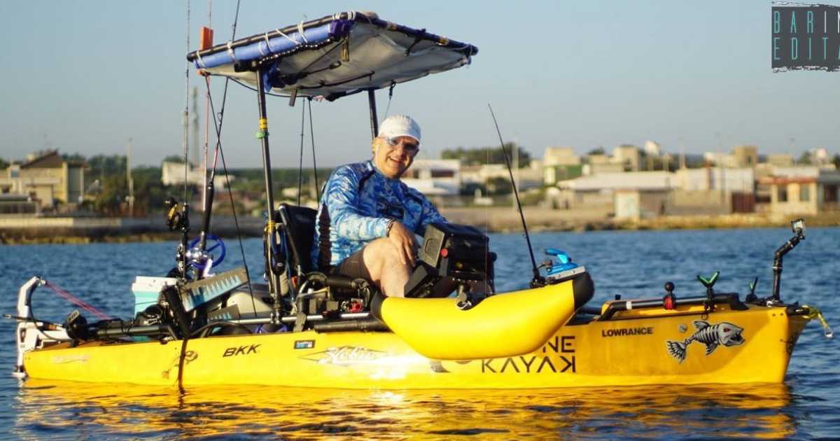 A Bari c'� chi pesca a bordo dei kayak: �Per vivere un intenso ed ecologico rapporto con il mare� 